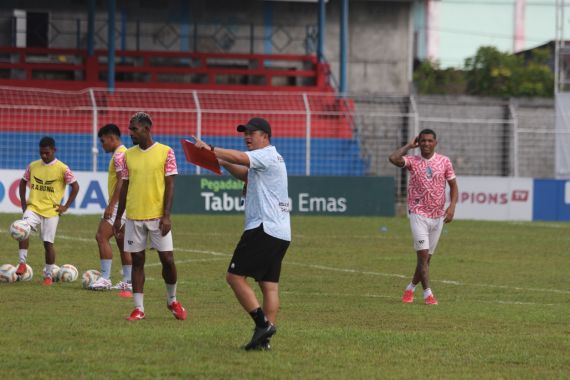 Liga 2: PSBS Biak Tak Peduli Kondisi Sulit Persipura Jayapura, Siap Amankan 3 Poin - JPNN.COM
