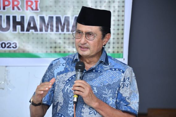 Gelar Asmas MPR, Fadel Muhammad Dapat Sambutan Antusias dari Mak-Mak di Gorontalo - JPNN.COM
