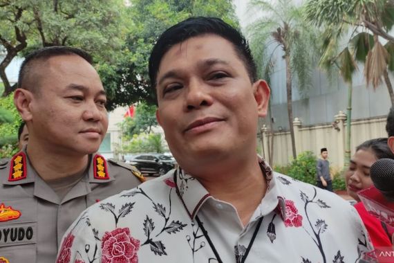 Kombes Ade: Alexander Marwata Keberatan Bersaksi Untuk Firli - JPNN.COM