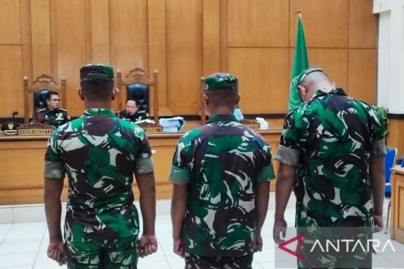 Hakim Pengadilan Militer tak Sepakat 3 Oknum TNI Dituntut Hukuman Mati - JPNN.COM
