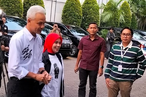 Ganjar Siap Banget Hadapi Debat Perdana, Sudah Berdiskusi & Berolahraga Bareng Istri - JPNN.COM
