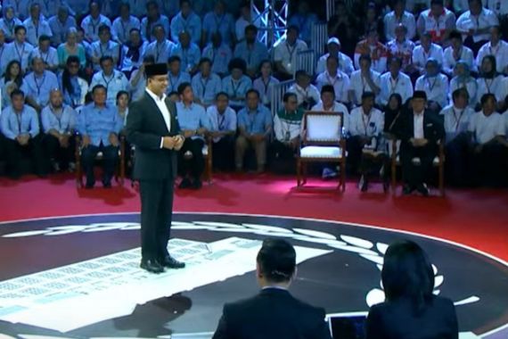 Di Debat Capres, Anies Sebut Prabowo Tak Tahan Jadi Oposisi - JPNN.COM