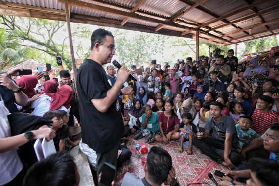 Di Kampung Binjai, Anies Bicara soal Etika Pemimpin Negara - JPNN.COM