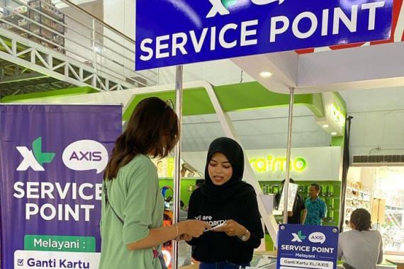 100 XL AXIS Service Point Dibidik Mempermudah Layanan Pelanggan - JPNN.COM