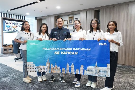 Apresiasi Karyawan Berprestasi, PNM Beri Hadiah Wisata Religi ke Vatikan - JPNN.COM