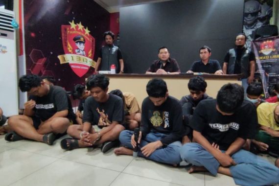 Polisi Gulung 5 Pelaku Pengeroyokan yang Menewaskan Pemuda di Semarang - JPNN.COM