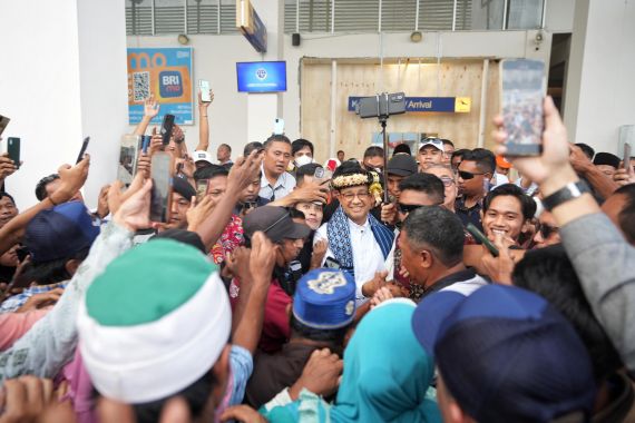 Teriakan Anies Presiden Sambut Capres Nomor 1 di Morowali - JPNN.COM