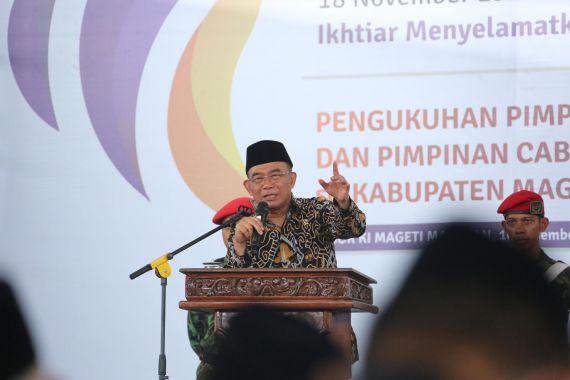 Muhadjir Dorong Muhammadiyah Tingkatkan Layanan Pendidikan dan Kesehatan - JPNN.COM