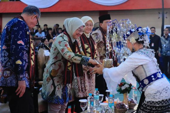 Menteri Ida Fauziyah Paparkan Upaya Kemnaker Melindungi Pekerja Migran Indonesia - JPNN.COM