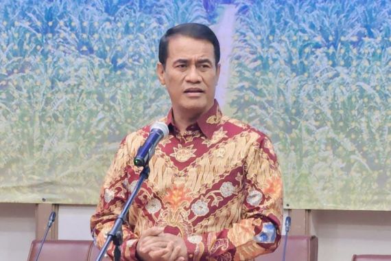 Mentan Amran Tekankan Pentingnya Hilirisasi Sawit di Indonesia - JPNN.COM