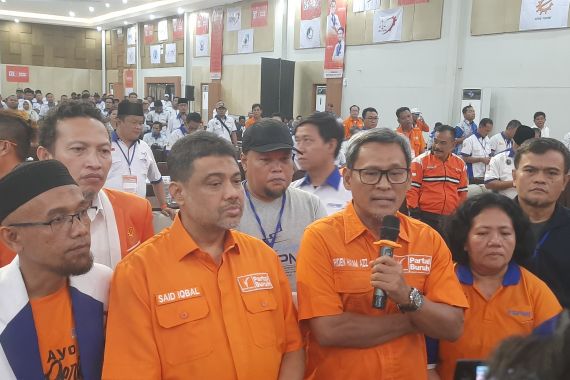 Ratusan Ribu Anggota FSPMI Deklarasi Dukung Partai Buruh - JPNN.COM