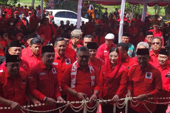 Resmikan Kantor Partai di Tanah Kelahiran SBY, Hasto Sampaikan Perintah Megawati kepada Kader - JPNN.COM