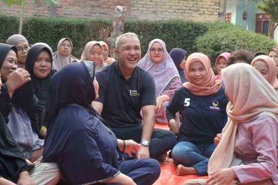 Idris Sandiya Gelar Lomba Ungkapan Kasih Sayang kepada Ibu - JPNN.COM