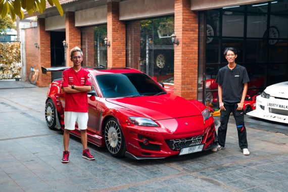 Beli Kaus Garasi Drift Berkesempatan Dapat Mazda RX8 Modifikasi - JPNN.COM