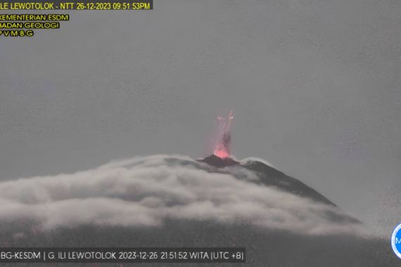 Erupsi, Gunung Ili Lewotolok Diguncang 41 Gempa Letusan - JPNN.COM