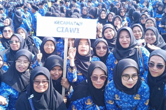 5 Berita Terpopuler: Ribuan PPPK Bahagia, tetapi Banyak Honorer Teknis Administrasi Miris, KemenPAN-RB Disorot - JPNN.COM