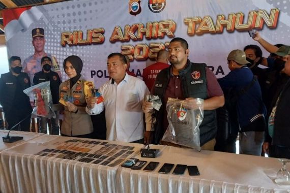 Mencatut Nama Kapolres Halmahera Timur, 2 Penipu Ditangkap Polisi - JPNN.COM