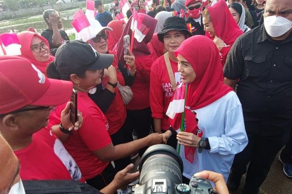 Senam Sicita di Semarang, Atikoh Ganjar Ingatkan Pencegahan Stunting Dimulai dari Kandungan - JPNN.COM