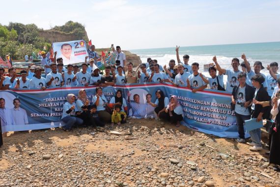 Nelayan Putri Hijau Bengkulu Utara Deklarasi Dukungan untuk Prabowo-Gibran - JPNN.COM