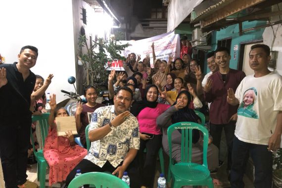 Dikunjungi Relawan GMGM, Warga Kampung Bahari: Kami Makin Mantap Pilih Ganjar-Mahfud - JPNN.COM