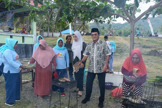 Fadel Muhammad Sebut Pesona Pantai Botuboluo Tak Kalah dengan di Bali - JPNN.COM
