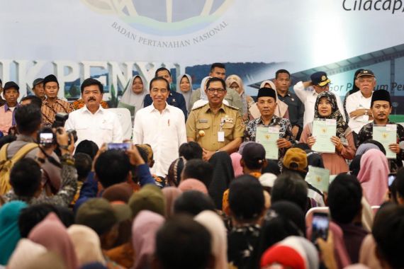 Pemerintah Terbitkan 778.652 Sertifikat Tanah di Jateng Selama 2023 - JPNN.COM