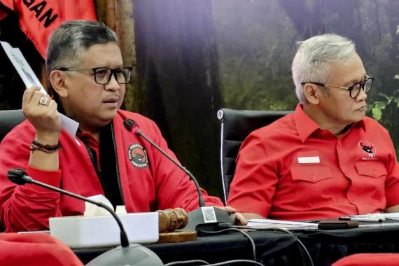 Hasto Sarankan Rosan Roeslani dan Prabowo Belajar Etika ke Kader Muda PDIP - JPNN.COM
