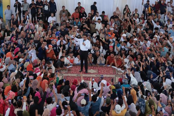 Anies Janjikan Jalan Nasional Mulus di Seantero Sumbar - JPNN.COM