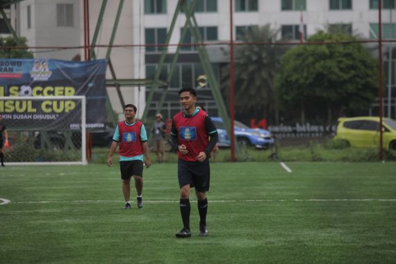 Kaesang Ramaikan Turnamen Mini Soccer Samsul Cup, Begini Penampilannya - JPNN.COM