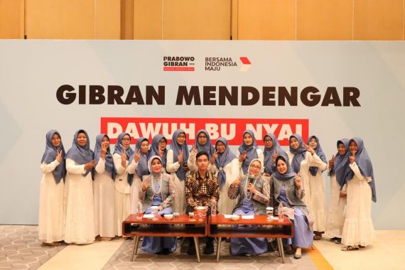 Forum Pengasuh Majelis Taklim Se-Jawa Tengah Dukung Prabowo-Gibran Menang 1 Putaran - JPNN.COM