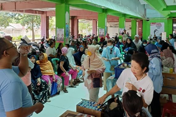 Sapa Warga di Cilincing, PRPS & Keluarga Prabowo Bikin Kegiatan Pengobatan Gratis - JPNN.COM