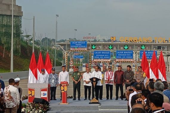 Jokowi Resmikan Tol Pamulang-Cinere-Raya Bogor, Total Investasi Rp 4 Triliun - JPNN.COM