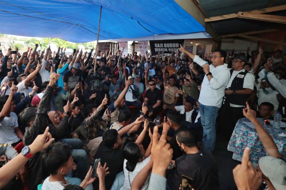 Dapat Keluhan Soal UMP Buruh, Anies Siap Benahi Seperti di Jakarta - JPNN.COM