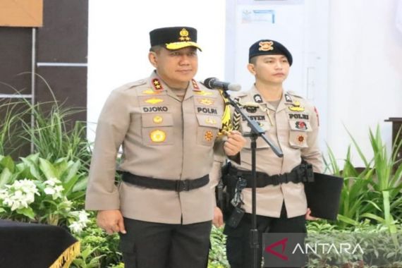 Irjen Djoko Poerwanto Bakal Tindak Tegas Oknum Polisi Terlibat Politik Praktis - JPNN.COM