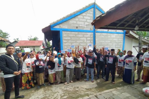Nelayan Pesisir Ganjar Hadirkan Bazar Sembako Murah Untuk Bantu Warga di Karawang - JPNN.COM