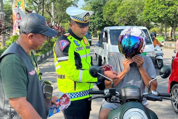 Satlantas Polres Rohul Gencar Lakukan Hal Ini Demi Pemilu 2024 Damai, Lihat Nih - JPNN.COM