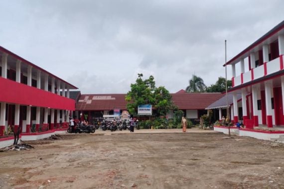 Renovasi Sekolah Tak Selesai, Siswa SDN 1 Palembang Belajar Online Selama Satu Tahun - JPNN.COM