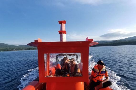 Nelayan Hilang saat Melaut di Perairan Teluk Lande, Basarnas Kendari Bergerak - JPNN.COM