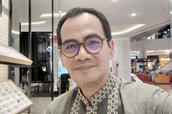 Pengamat Ini Sebut Khofifah tak Banyak Mendongkrak Elektabilitas Prabowo-Gibran - JPNN.COM