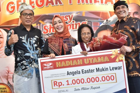 Guru SD di Kabupaten Flores Timur ini jadi Miliader Baru Easy Shopping - JPNN.COM