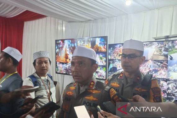 Polisi Sebut 3,3 Juta Orang Hadiri Haul Guru Sekumpul - JPNN.COM