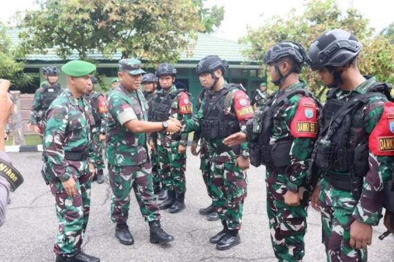 Korem 121/ABW Menyiapkan Prajurit untuk Penugasan ke Papua, Begini Pesan Brigjen TNI Luqman Arief - JPNN.COM