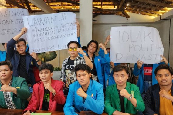 Mahasiswa Se-Jakarta Tantang TKN Prabowo Gibran Diskusi Soal Penculikan Aktivis 98 - JPNN.COM