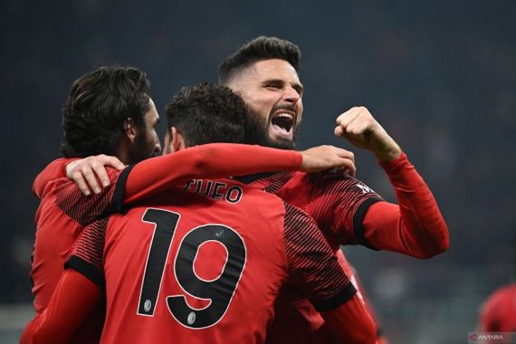 Milan vs Roma: Rossoneri Menang 3-1, Kokoh di Peringkat Ketiga Klasemen - JPNN.COM