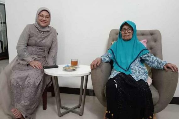 Ibu Mertua Meninggal Dunia, Menteri Ida Fauziyah: Sugeng Tindak Eyang - JPNN.COM