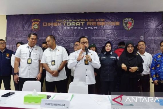 Remaja Putri Pelaku Duel Maut Pakai Celurit di Palembang Ditangkap - JPNN.COM