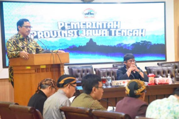 Pemprov Jateng Terbitkan 43.569 Perizinan di Sejumlah Sektor Selama 2023 - JPNN.COM