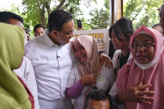 Dekat dengan Warga Kampung Bayam, Anies: Kuatkan yang Lemah Tanpa Melemahkan yang Kuat - JPNN.COM