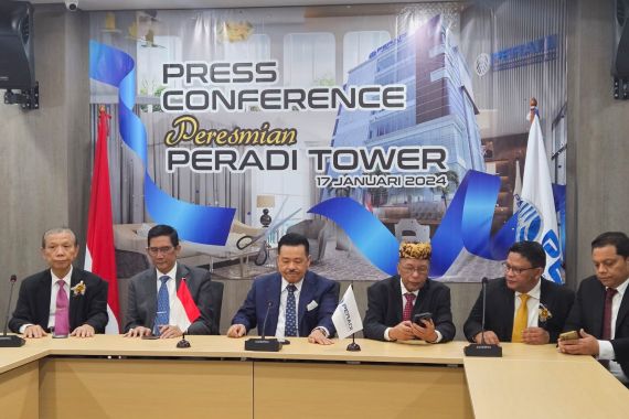 Otto Hasibuan Meresmikan Peradi Tower yang Dibangun dari Iuran Anggota - JPNN.COM