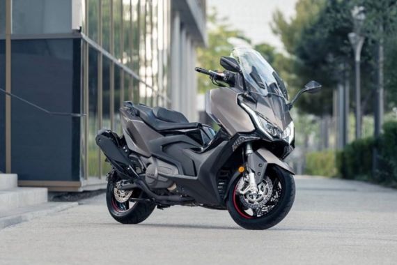 Kymco AK550 Premium 2024 Dilengkapi 2 Mode Berkendara, Nyaman Buat Touring - JPNN.COM